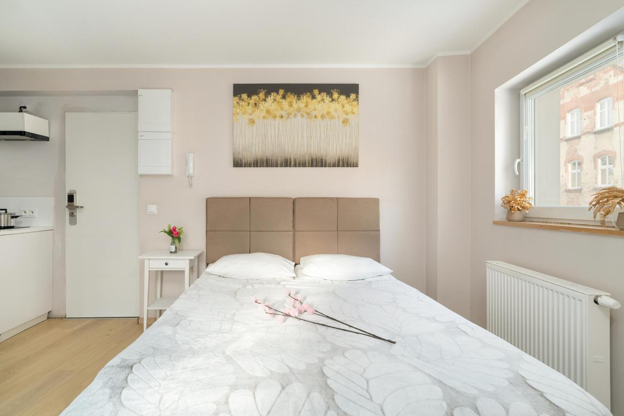 Stylowe I Eleganckie Studia Very Berry W Poznaniu By Noclegi Renters Eksteriør billede