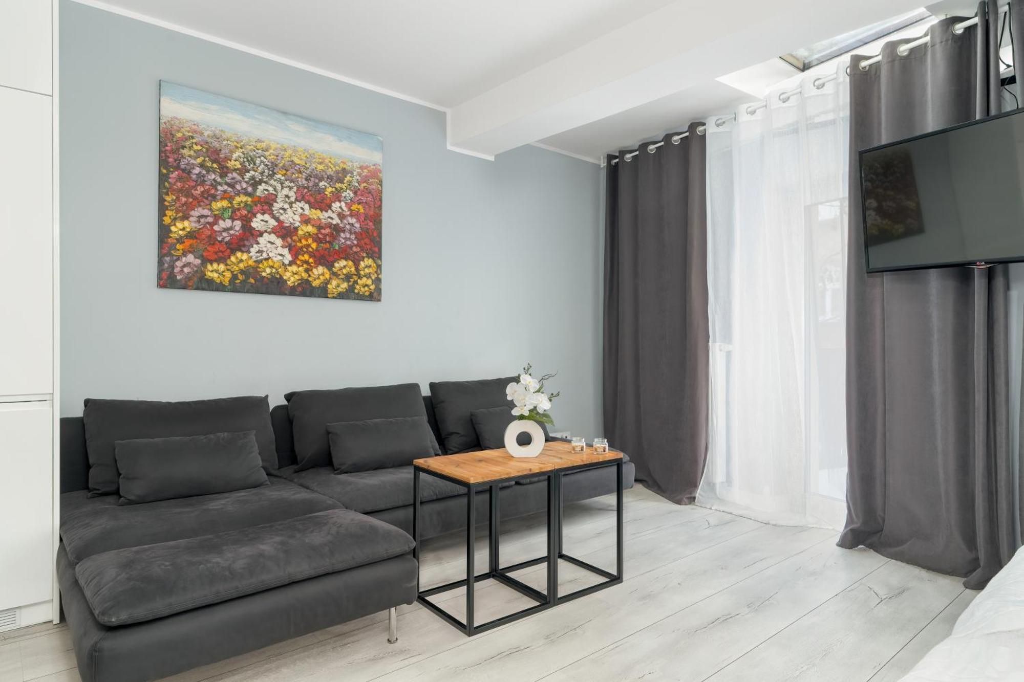 Stylowe I Eleganckie Studia Very Berry W Poznaniu By Noclegi Renters Eksteriør billede